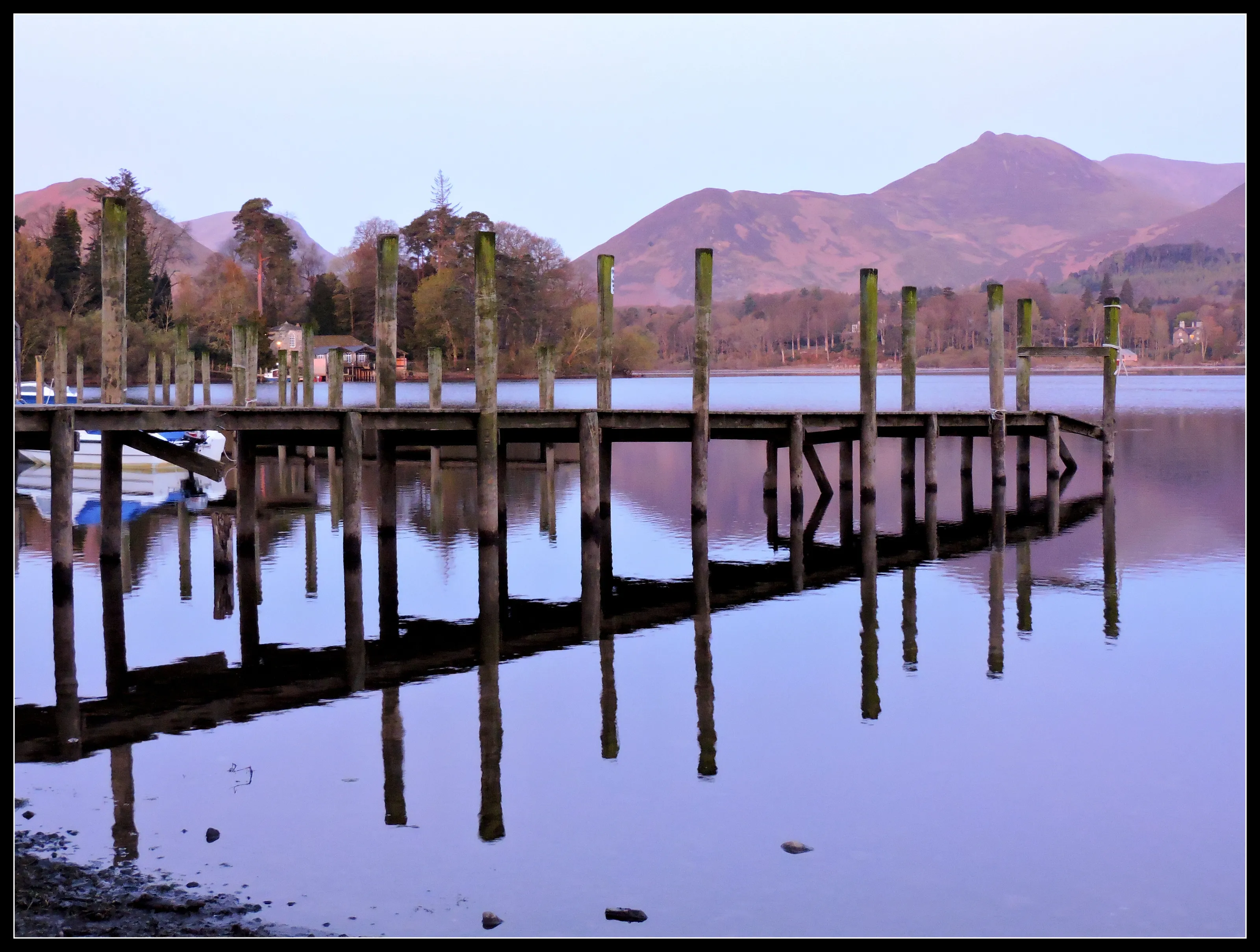 Derwent water at keswick uk