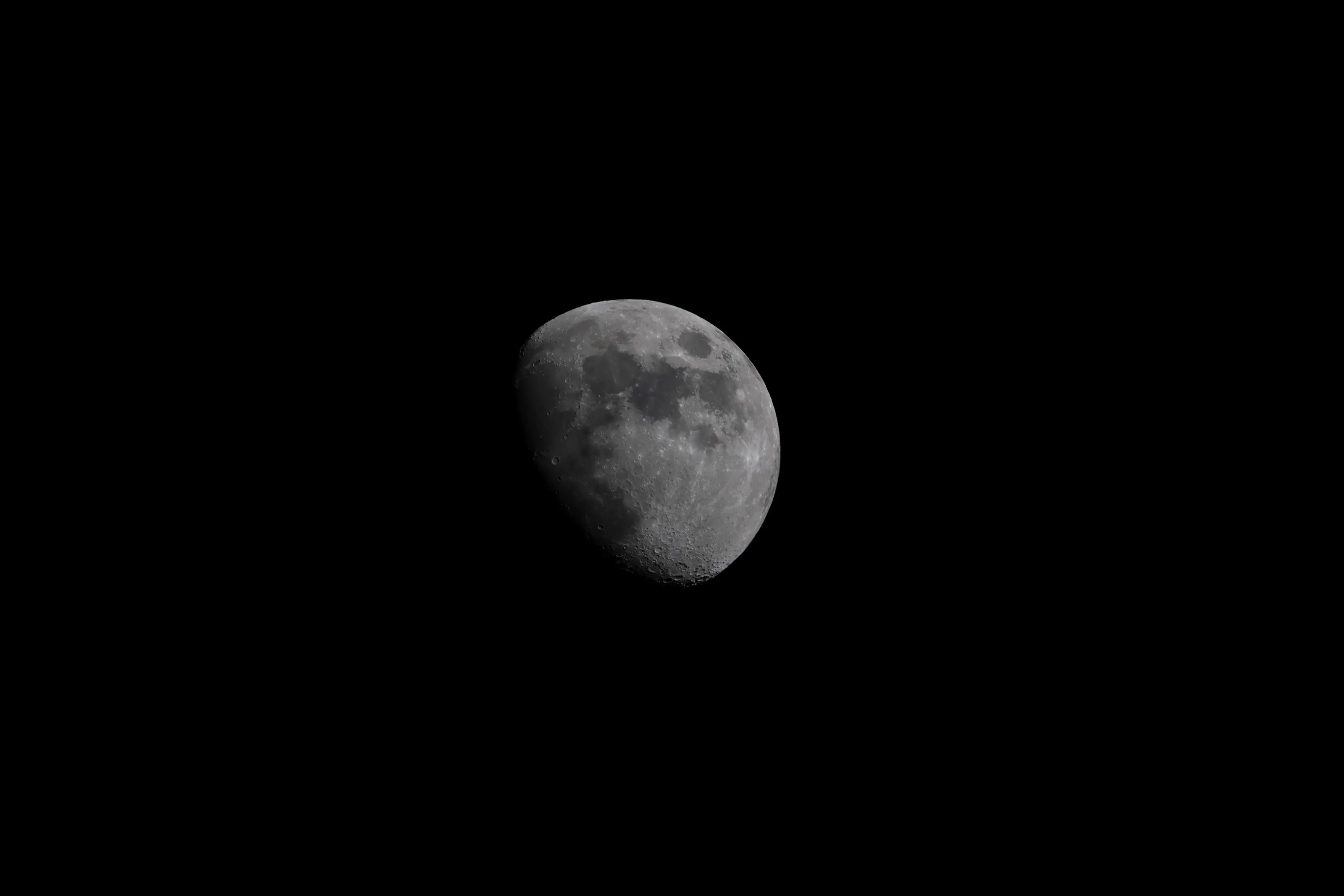 1st moon shot with the r7