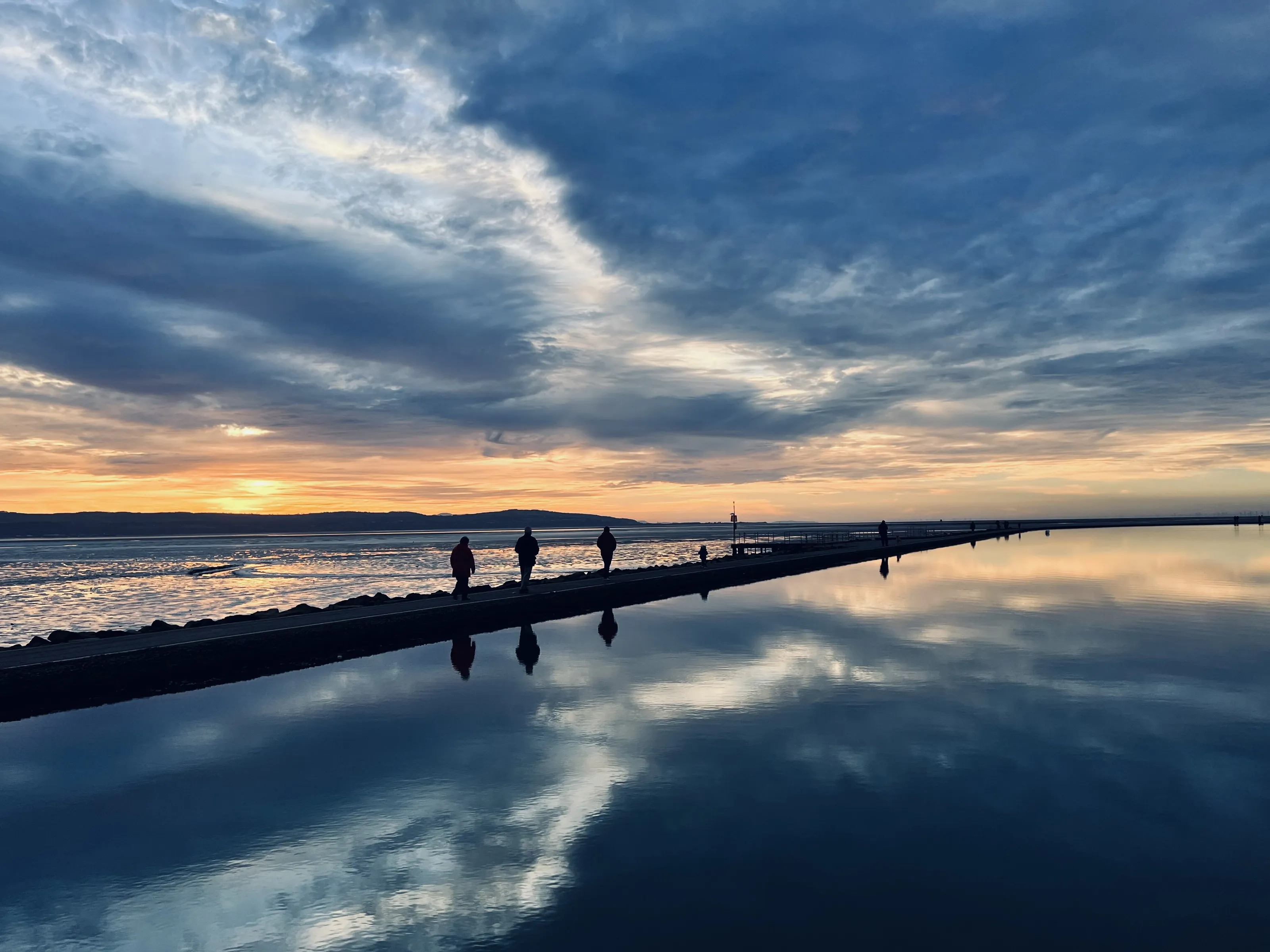 Between calm and angry waters
