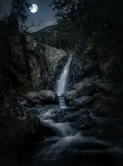 Dark waterfall
