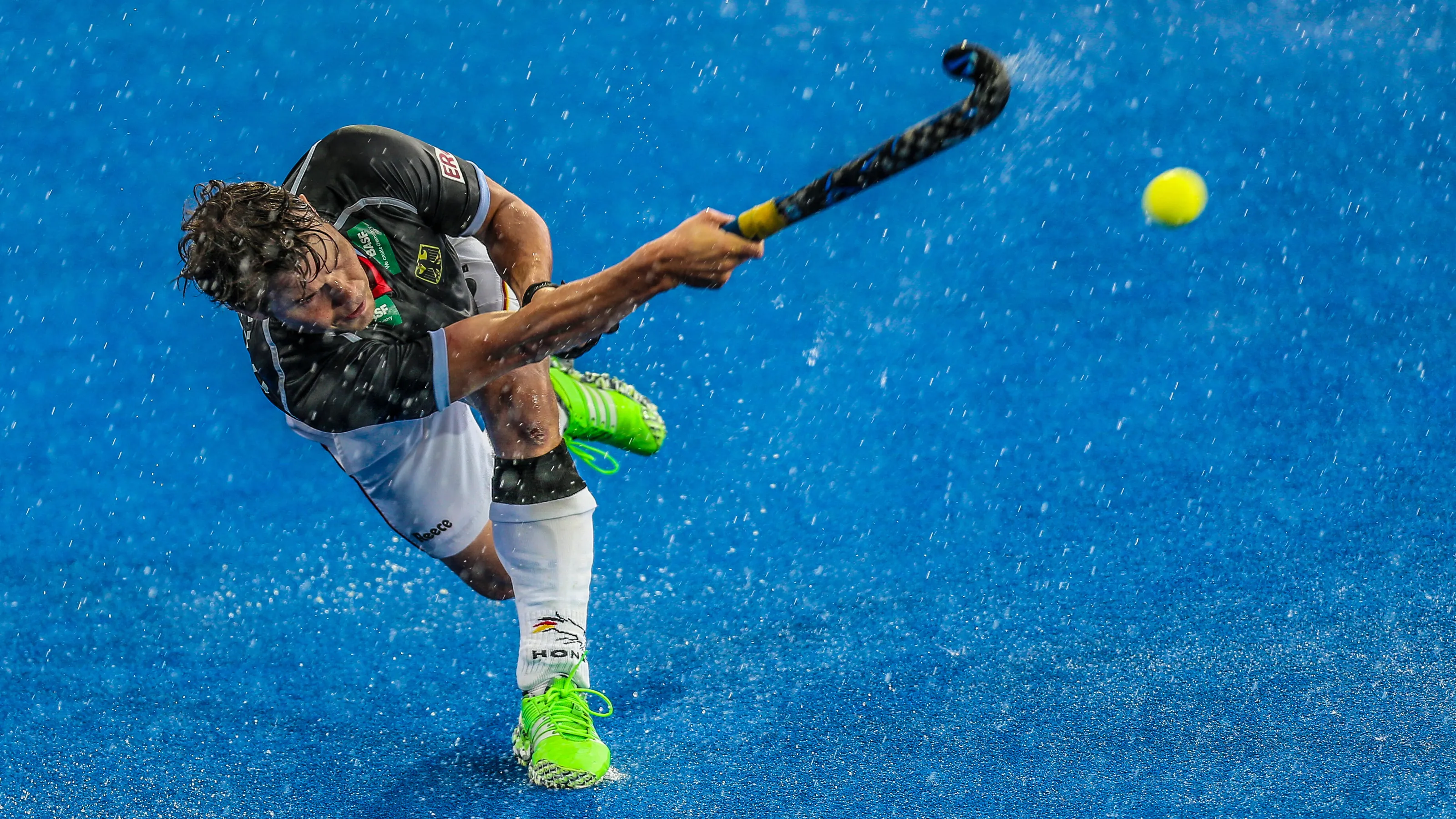 Hockey in a thunderstorm