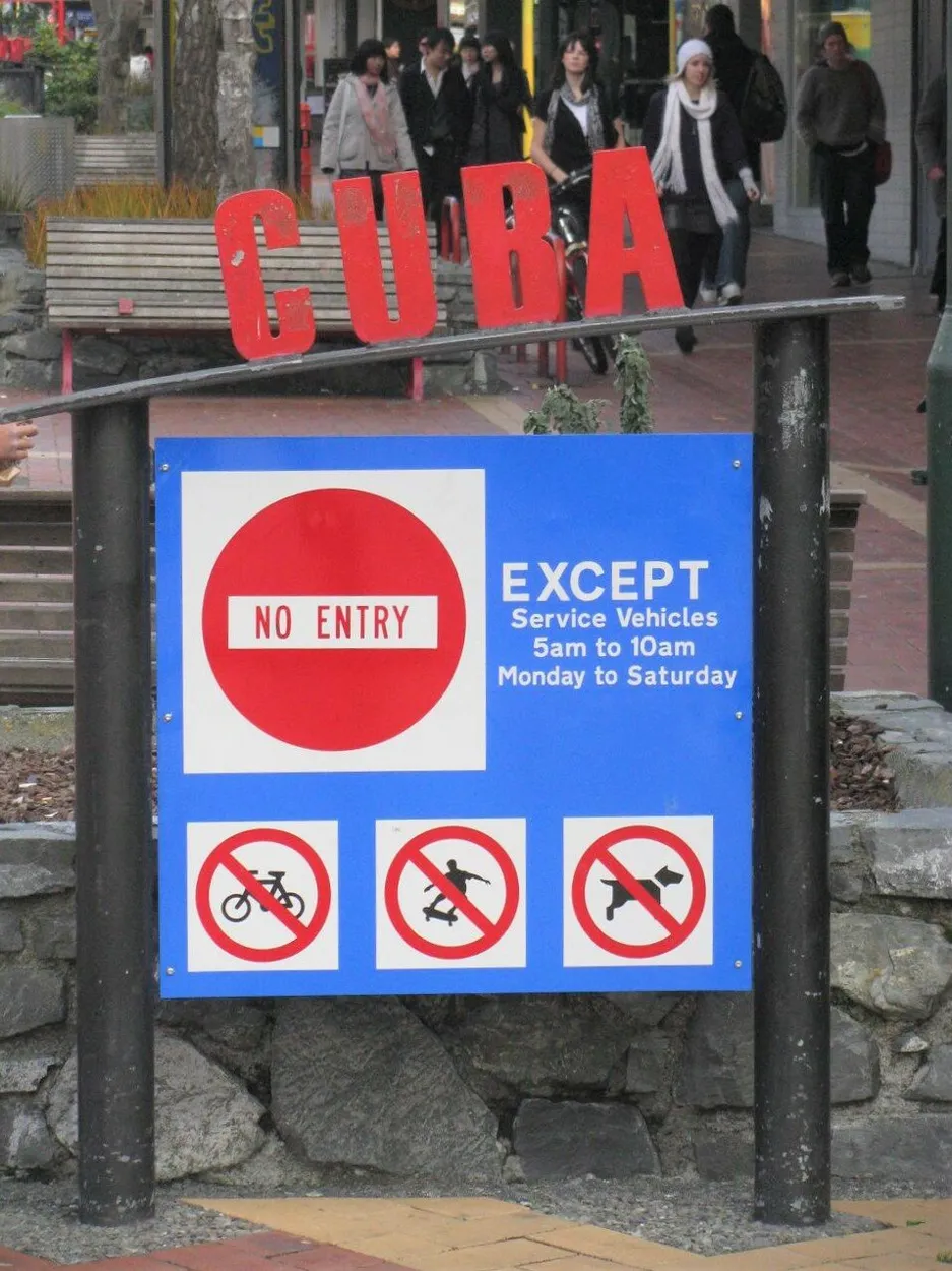 Entry 15900327