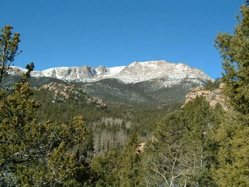 pikes peak in spring