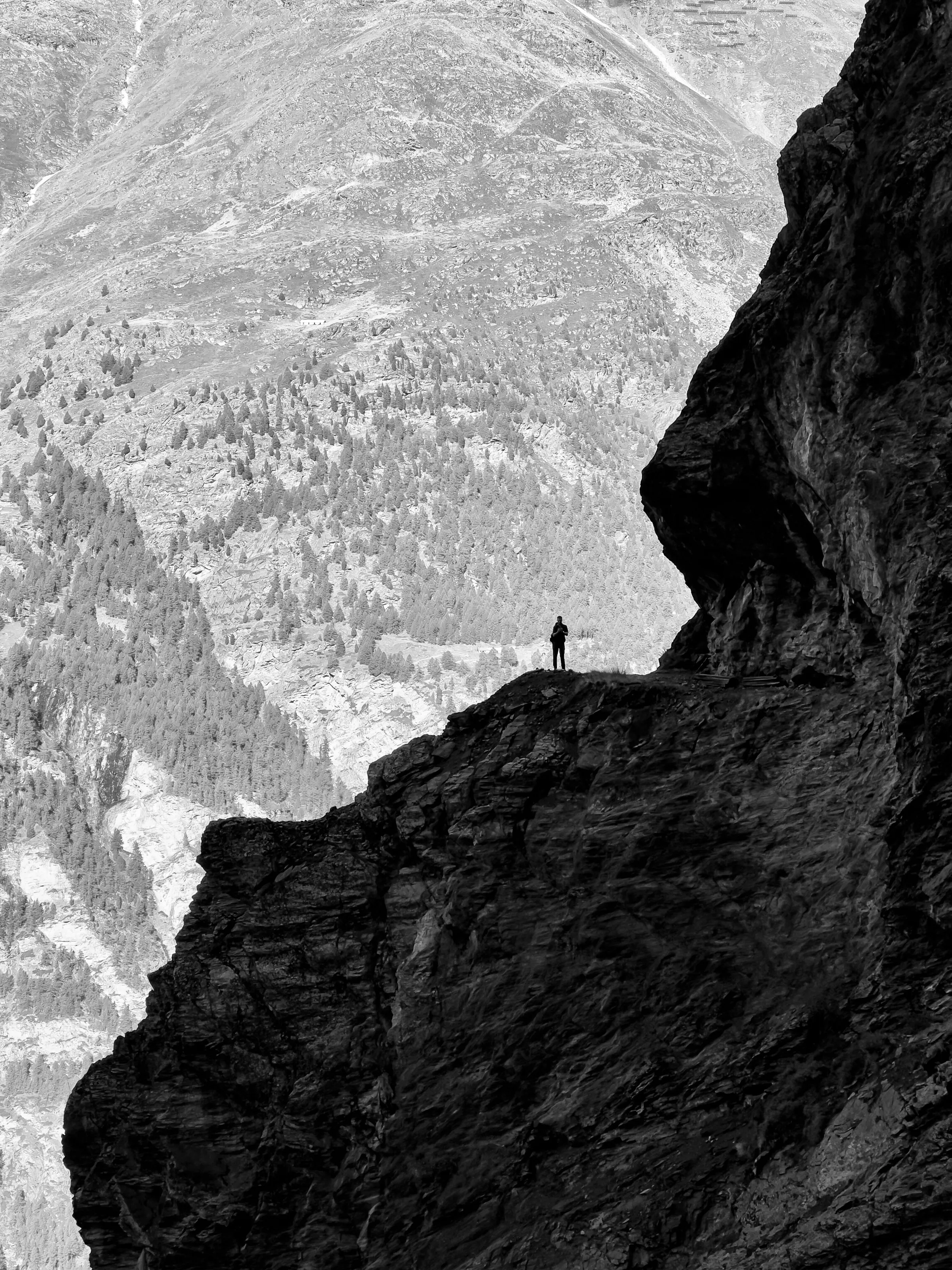 On the Edge, 2022
