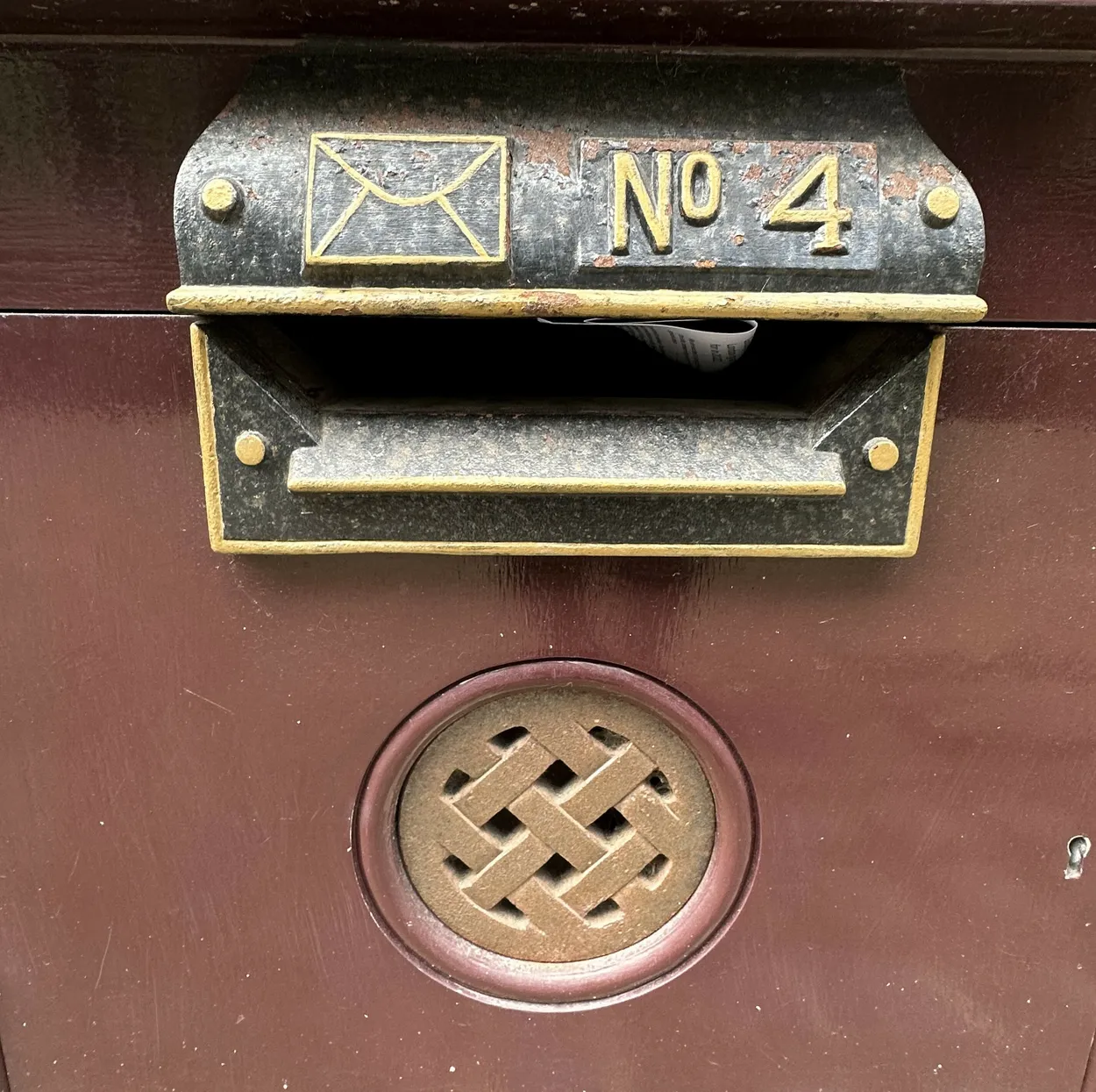 Entry 28079109