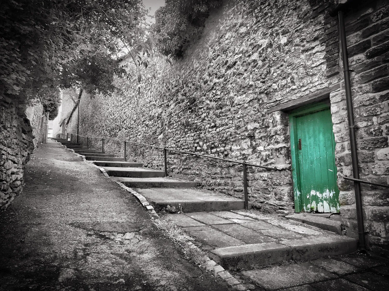 Green door