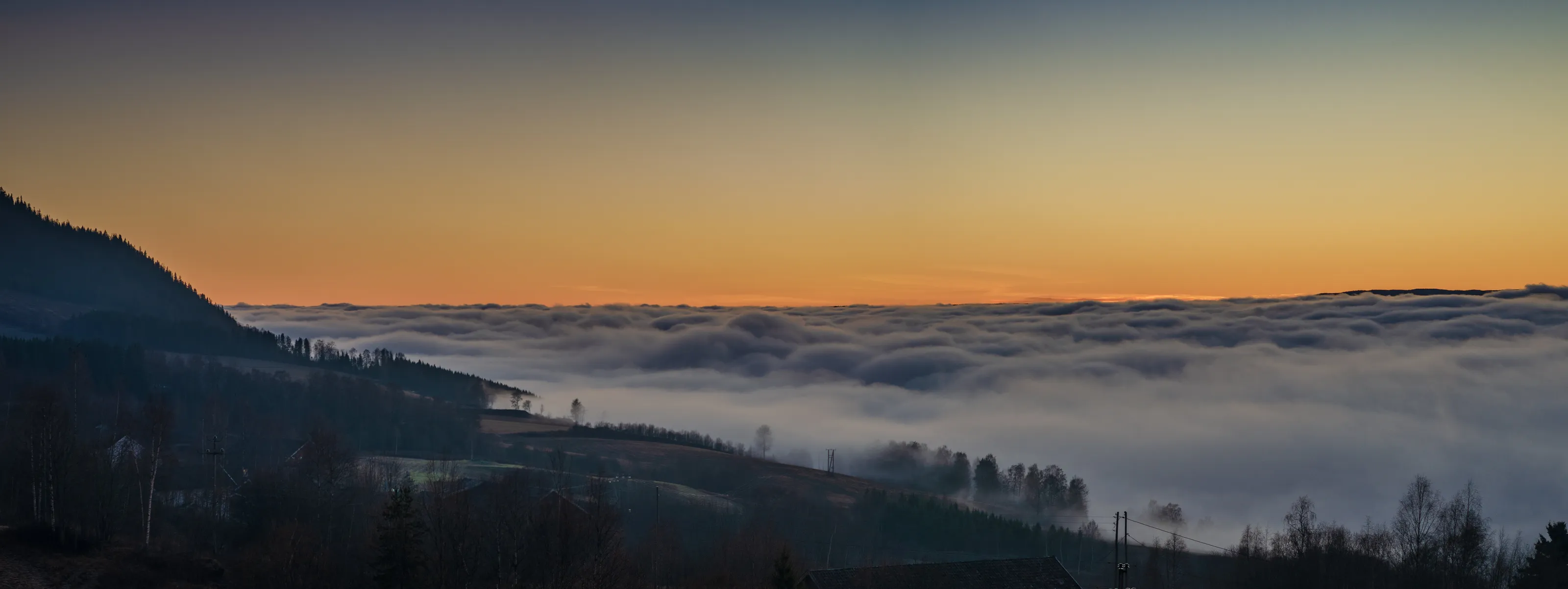 Clouds above the fjord