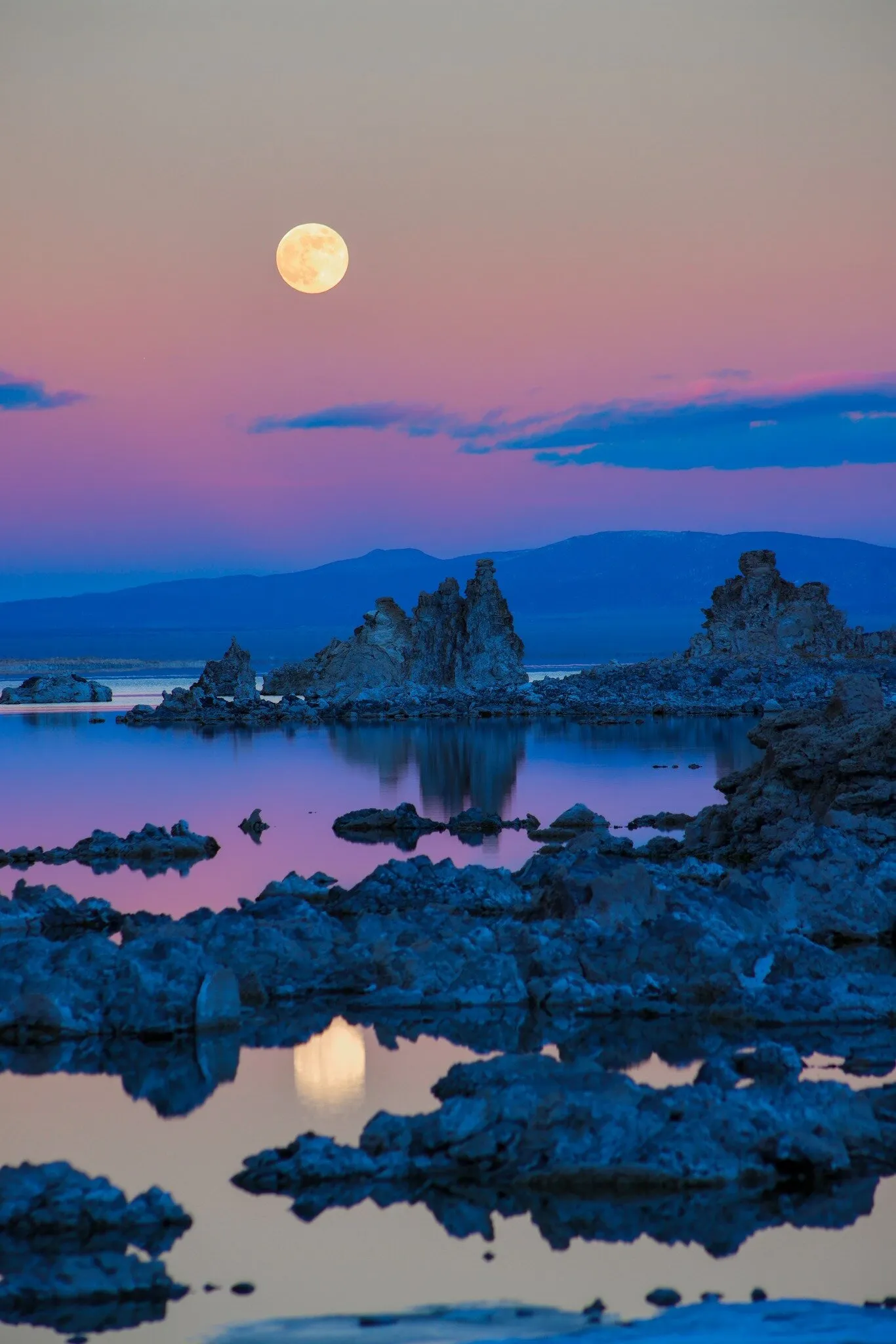 Moon over Mono