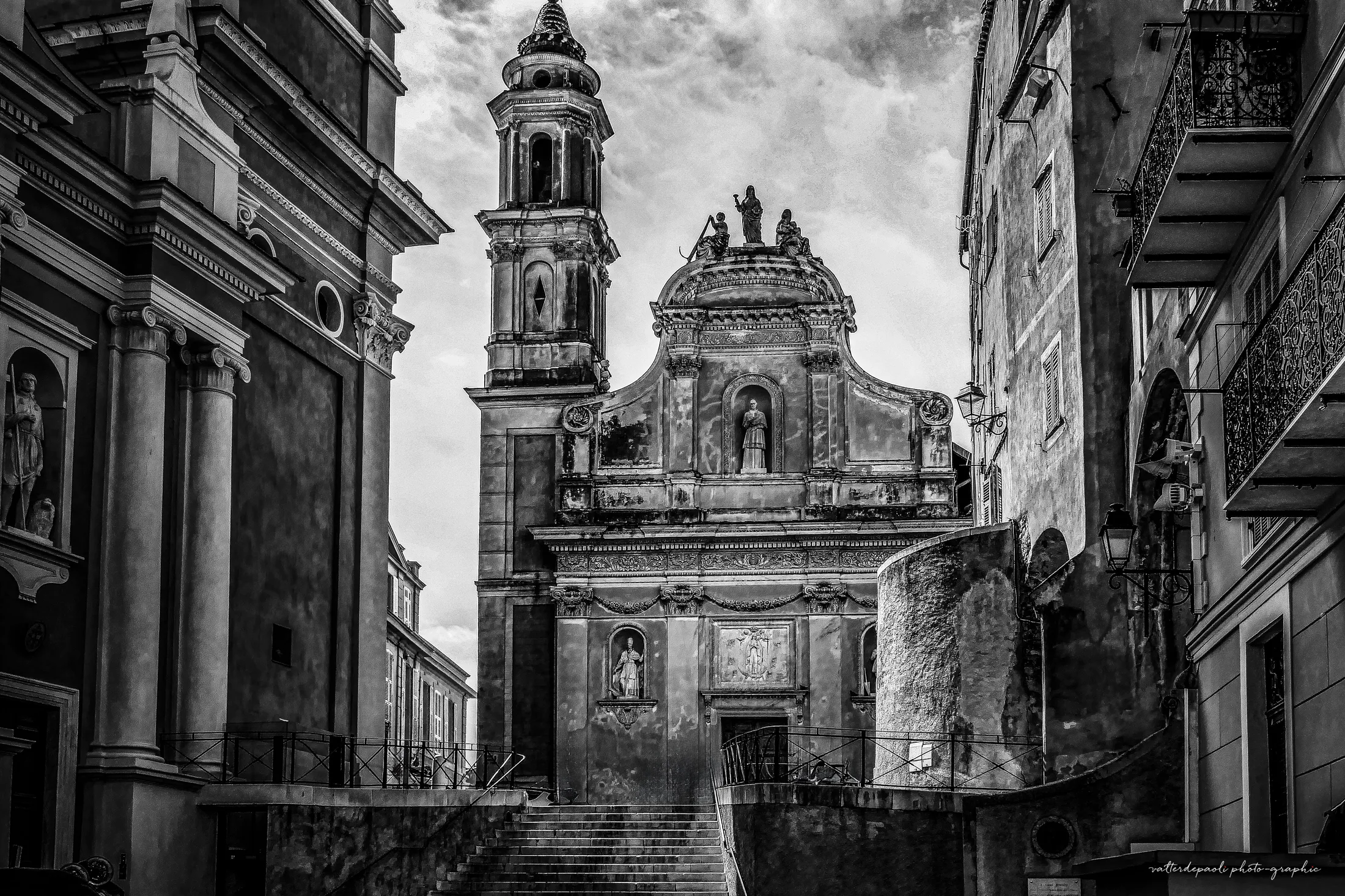 ST