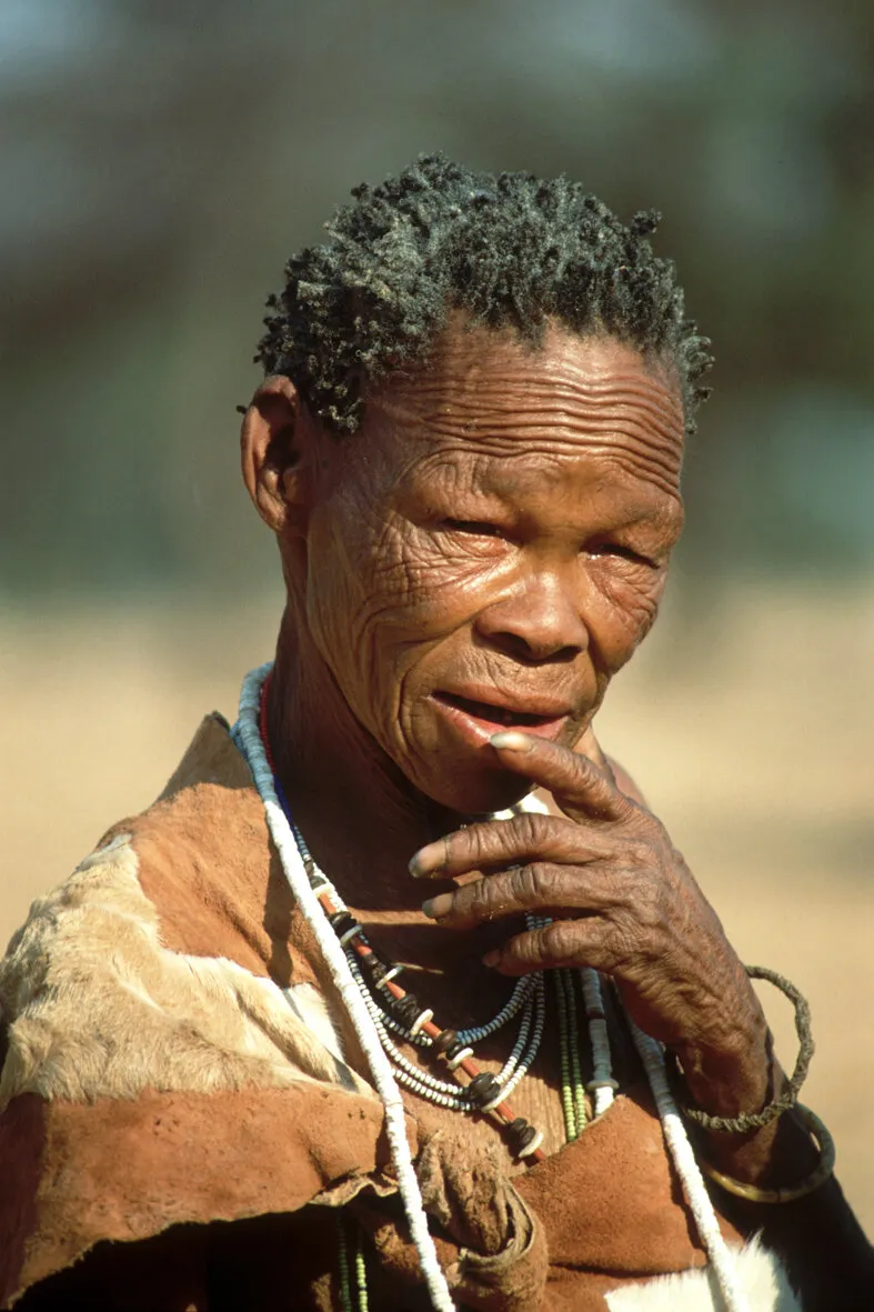 Mosadi Maholo. Old Lady