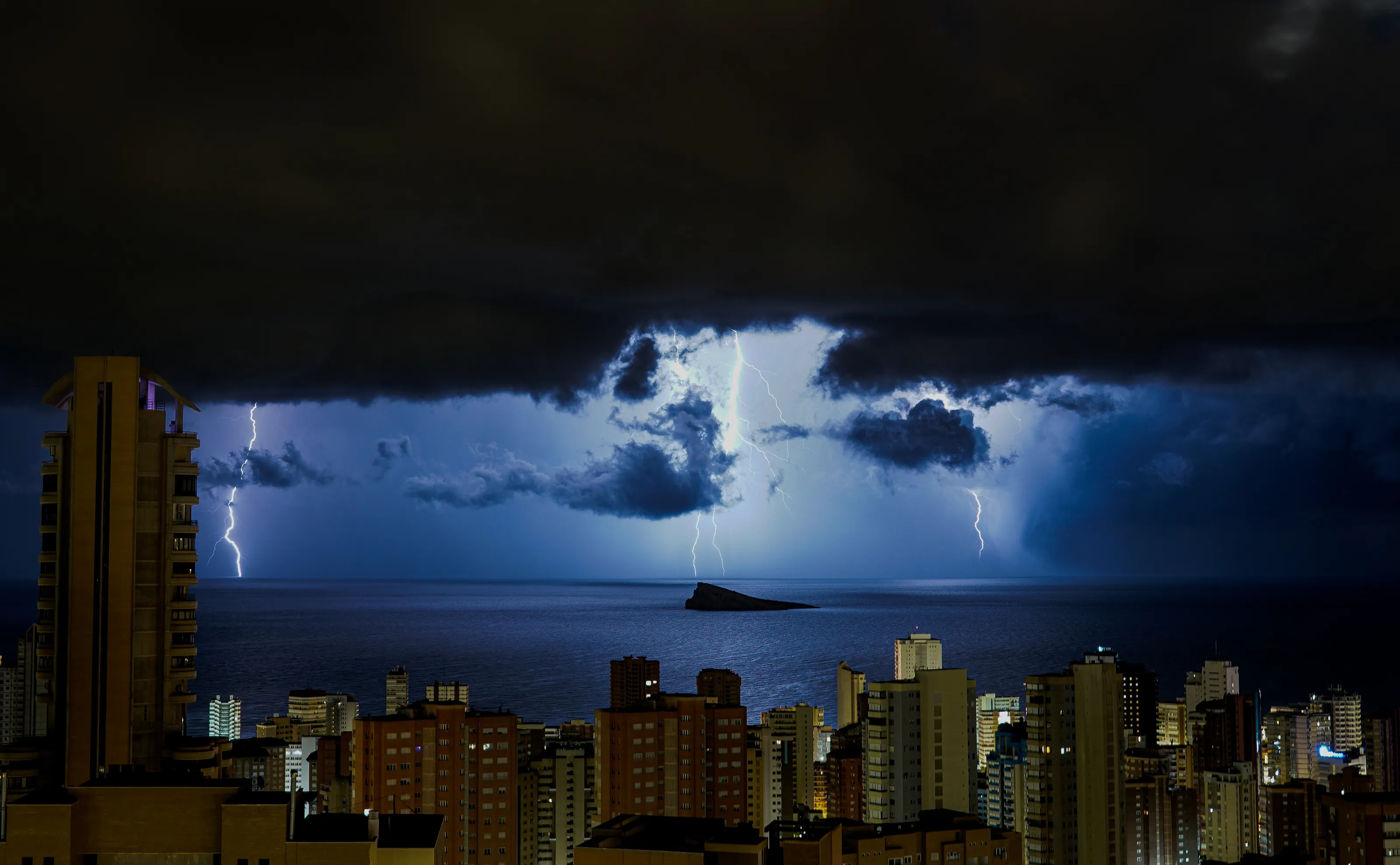 Night lightning