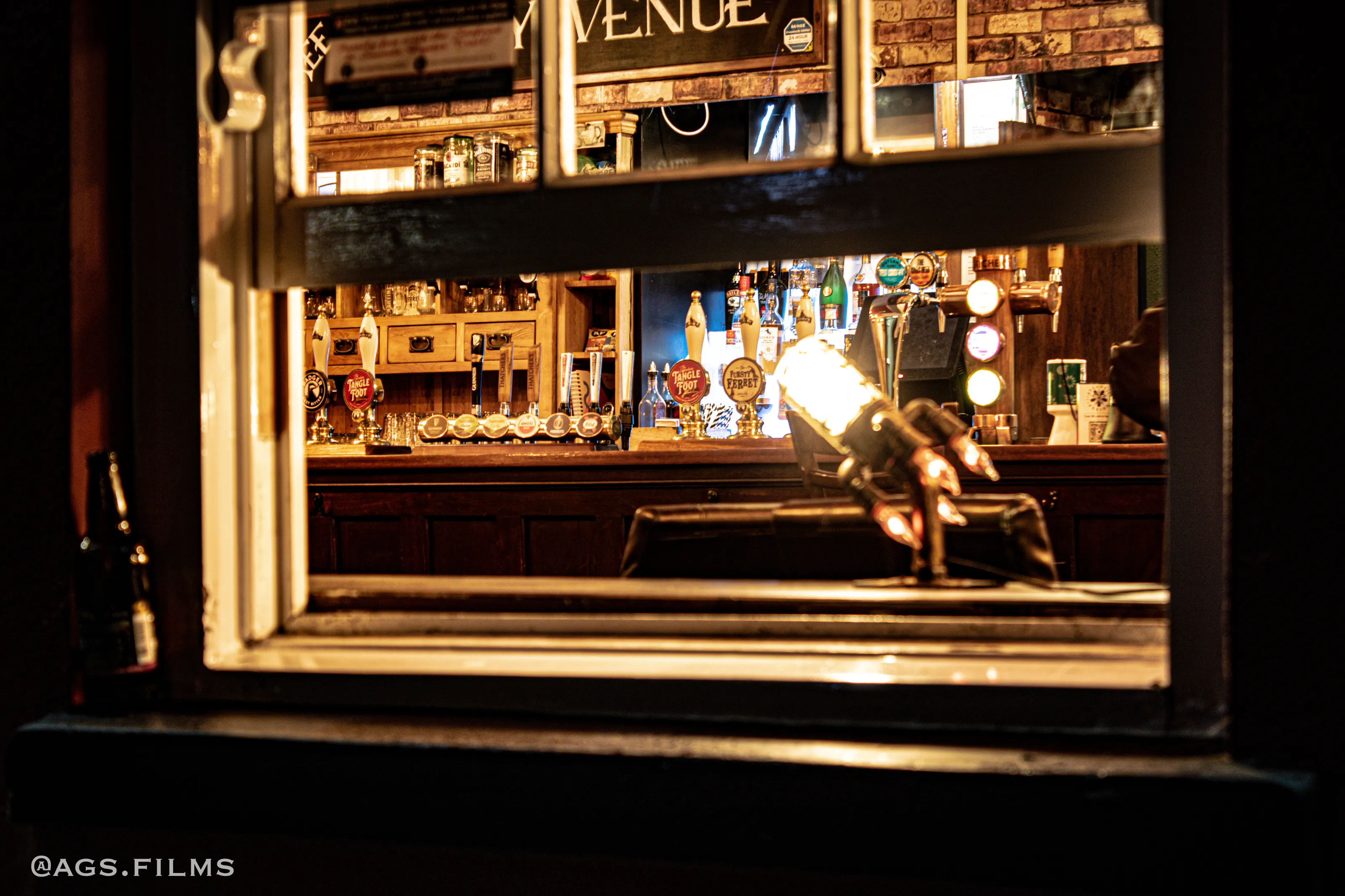 A cosy pub in poole.