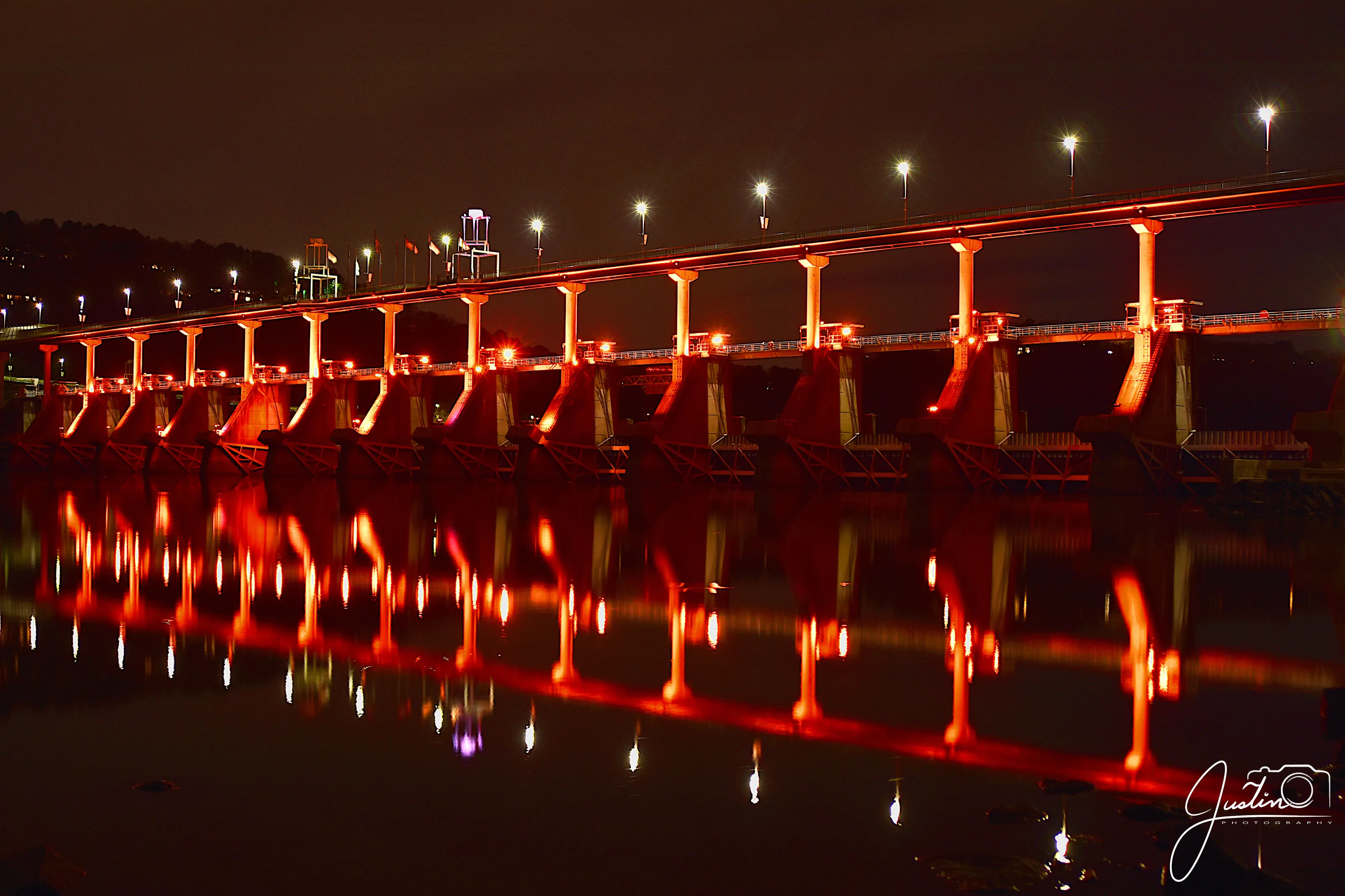 Big Dam Bridge