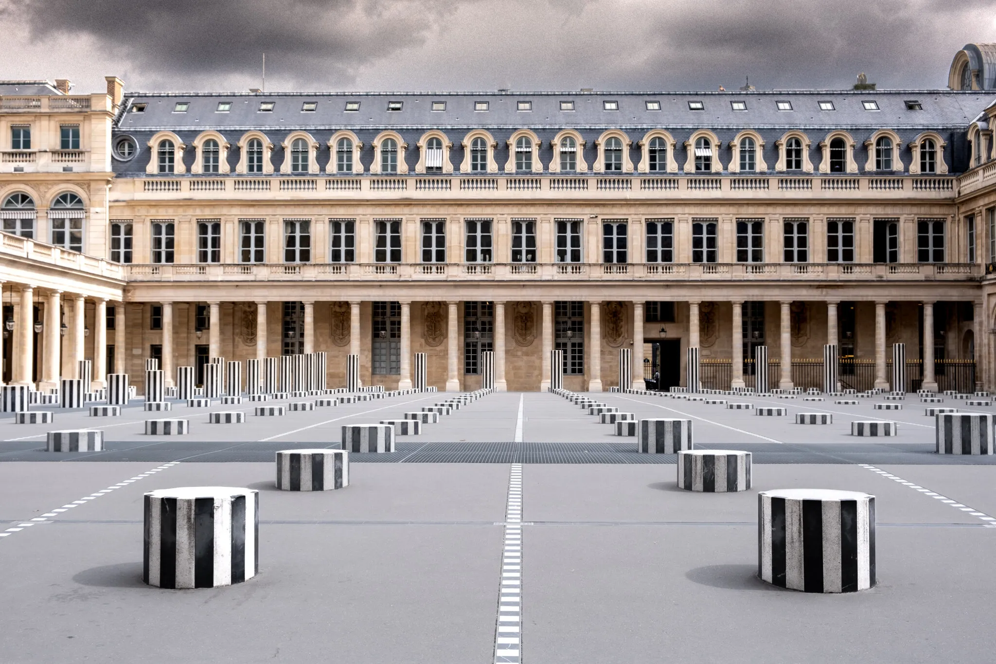 Palais Grey