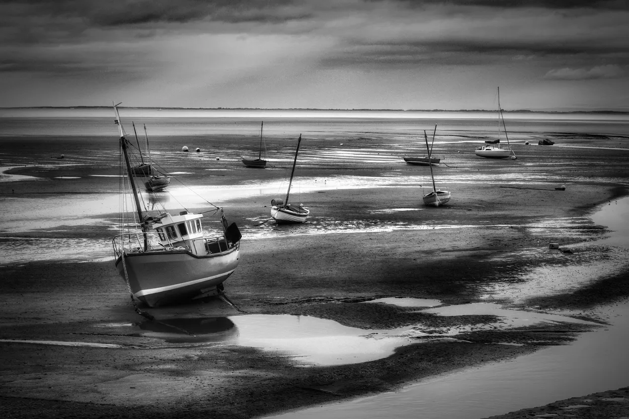 Stranded Boats in Black and White - transport photo contest ...