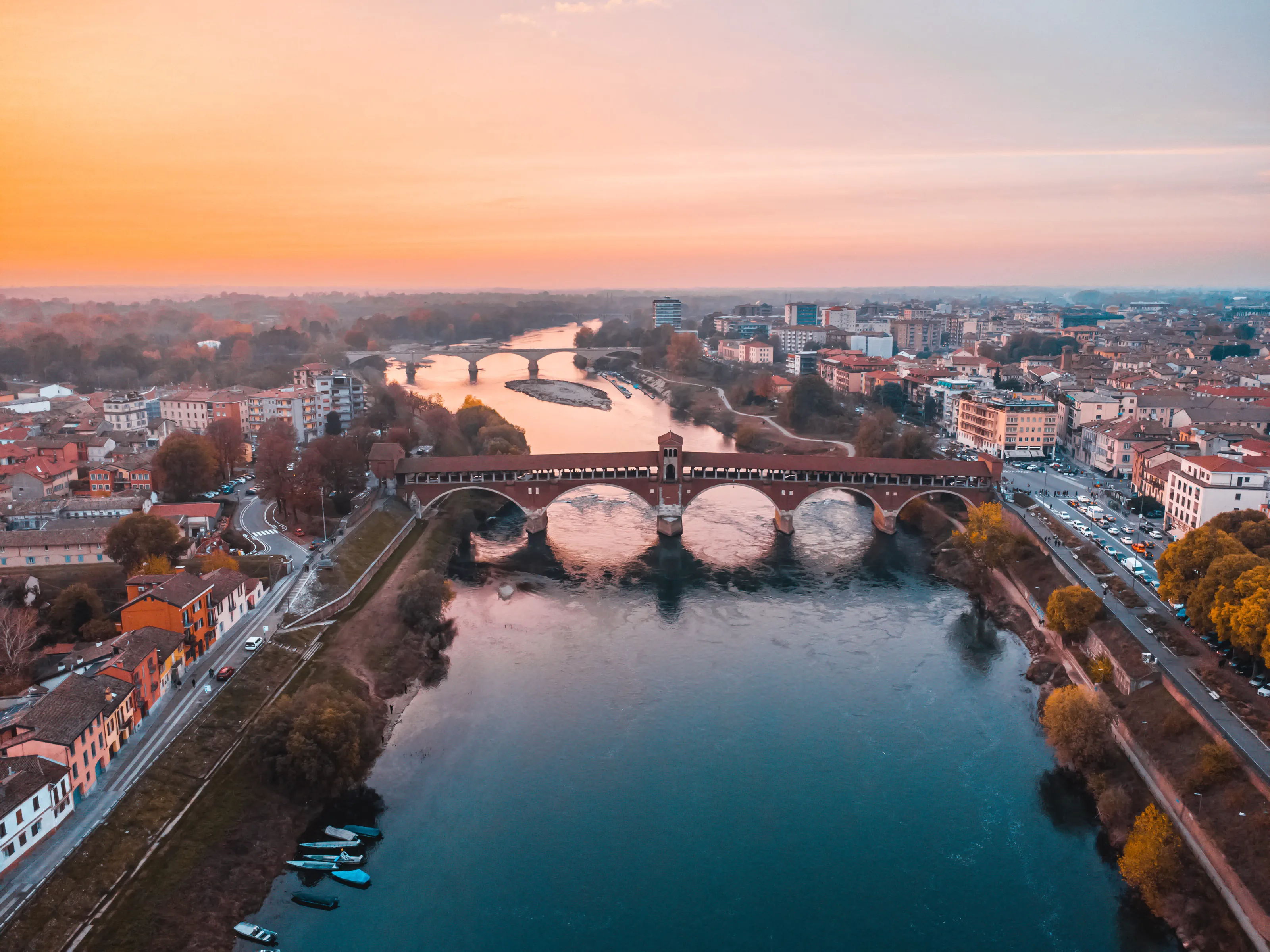 Aerial view Ponte Coperto Pavia, Italt