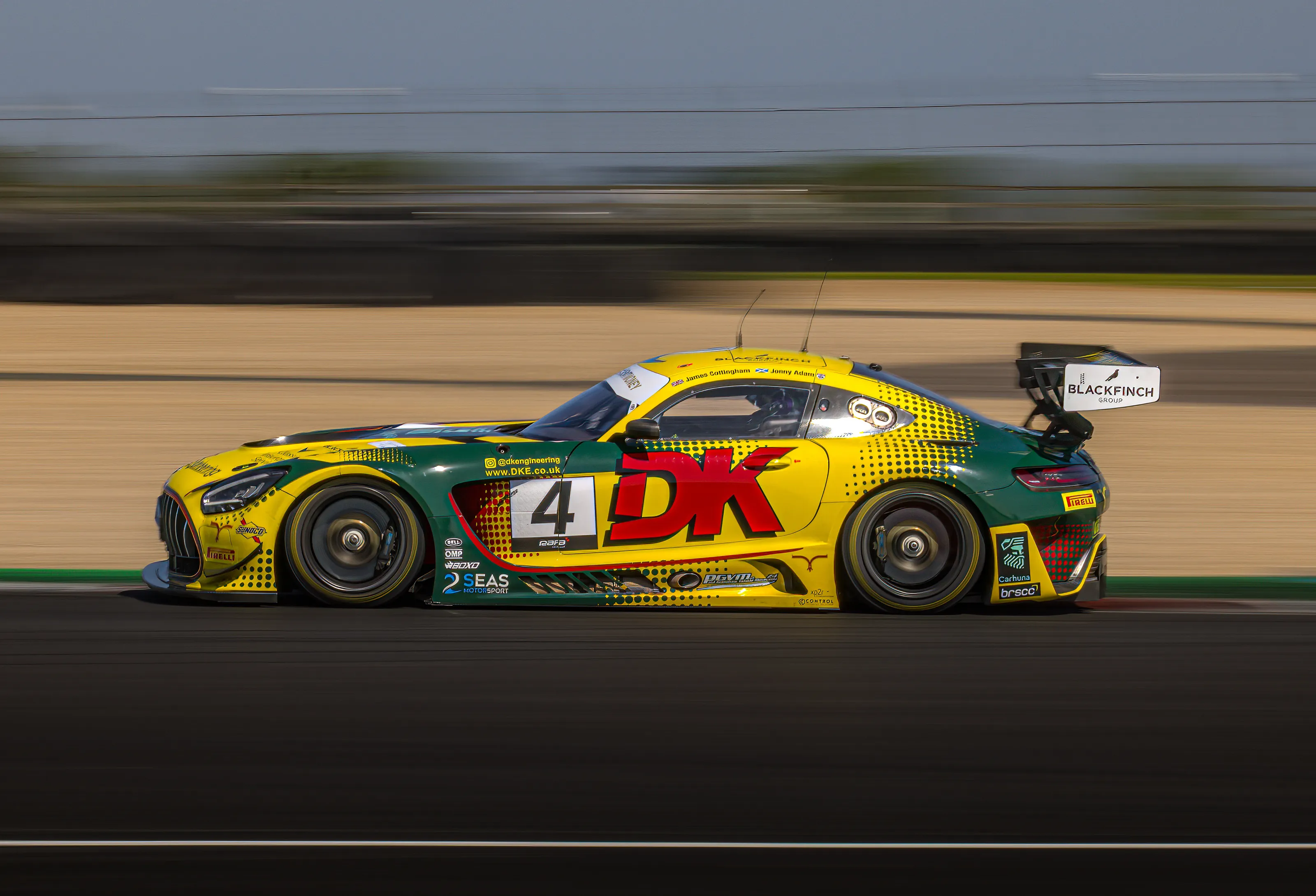 2Seasmotorsport powering through the esses