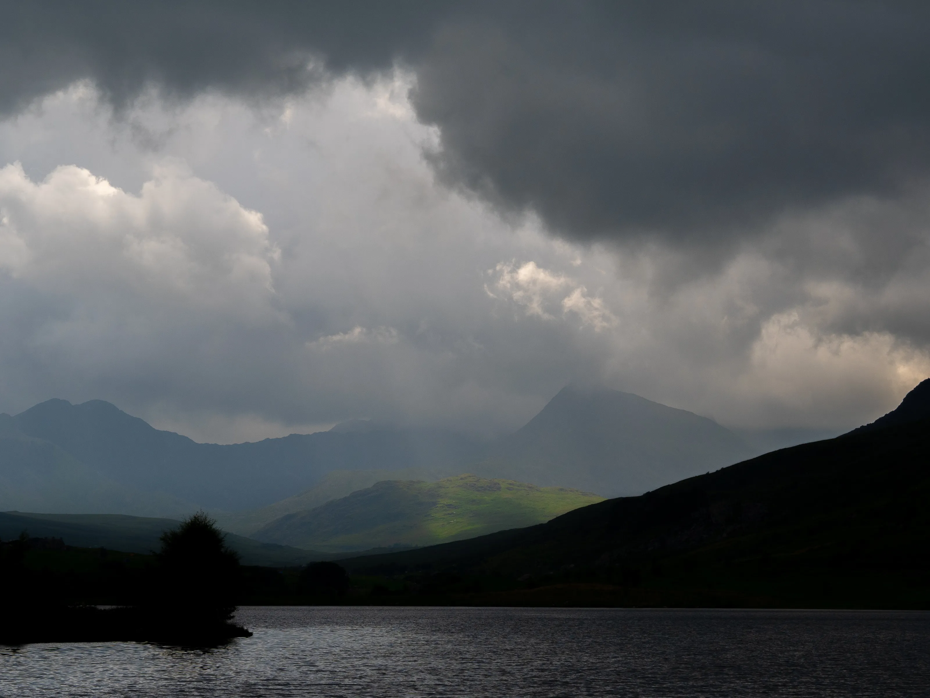 Yr Wyddfa during Storm Antoni.