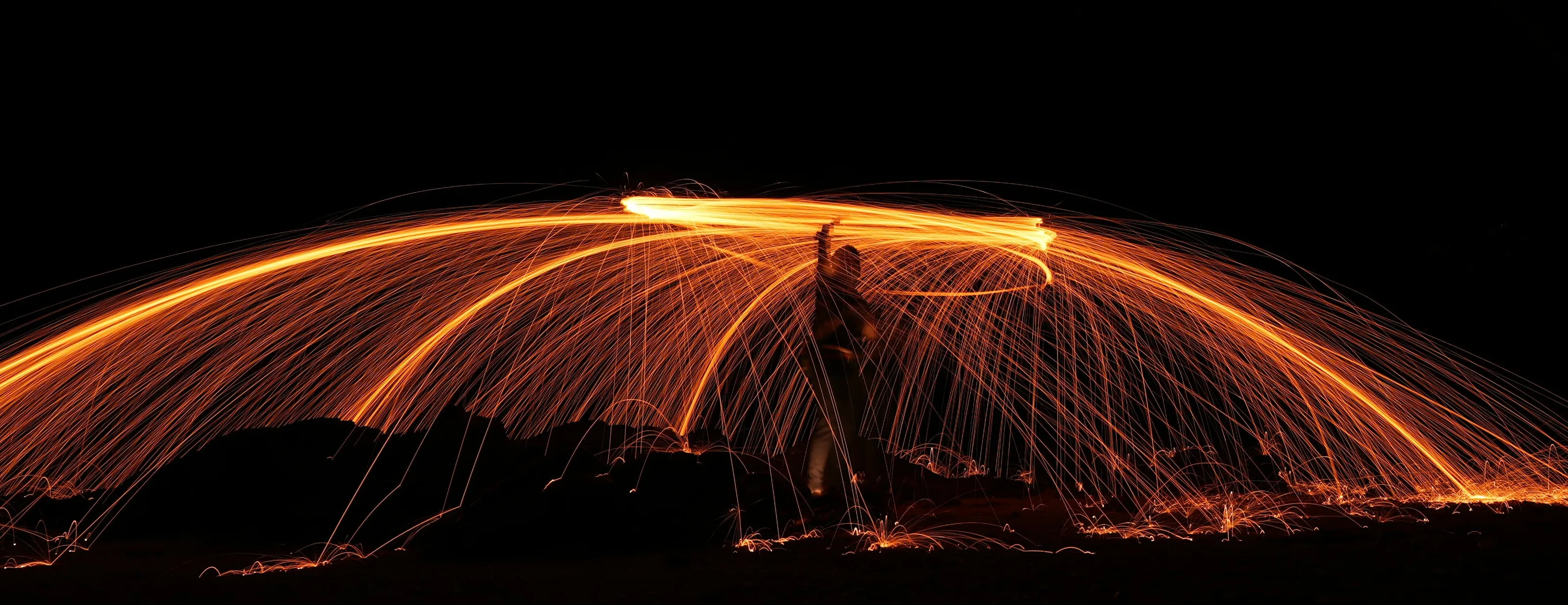 Fire BLOOM VIGOROUSLY in the night!