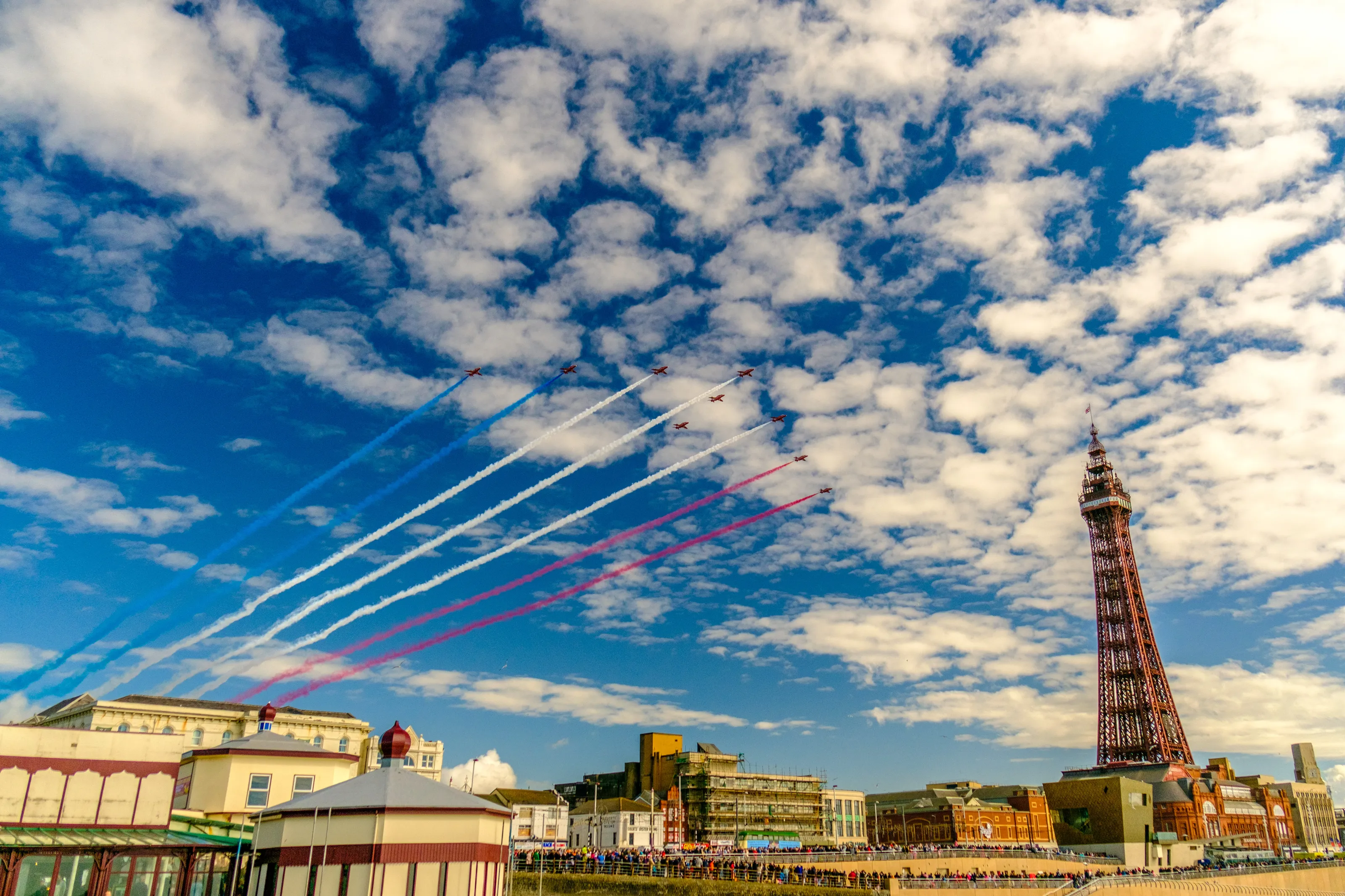 RAF Red Arrows arriving at Blackpool Airshow