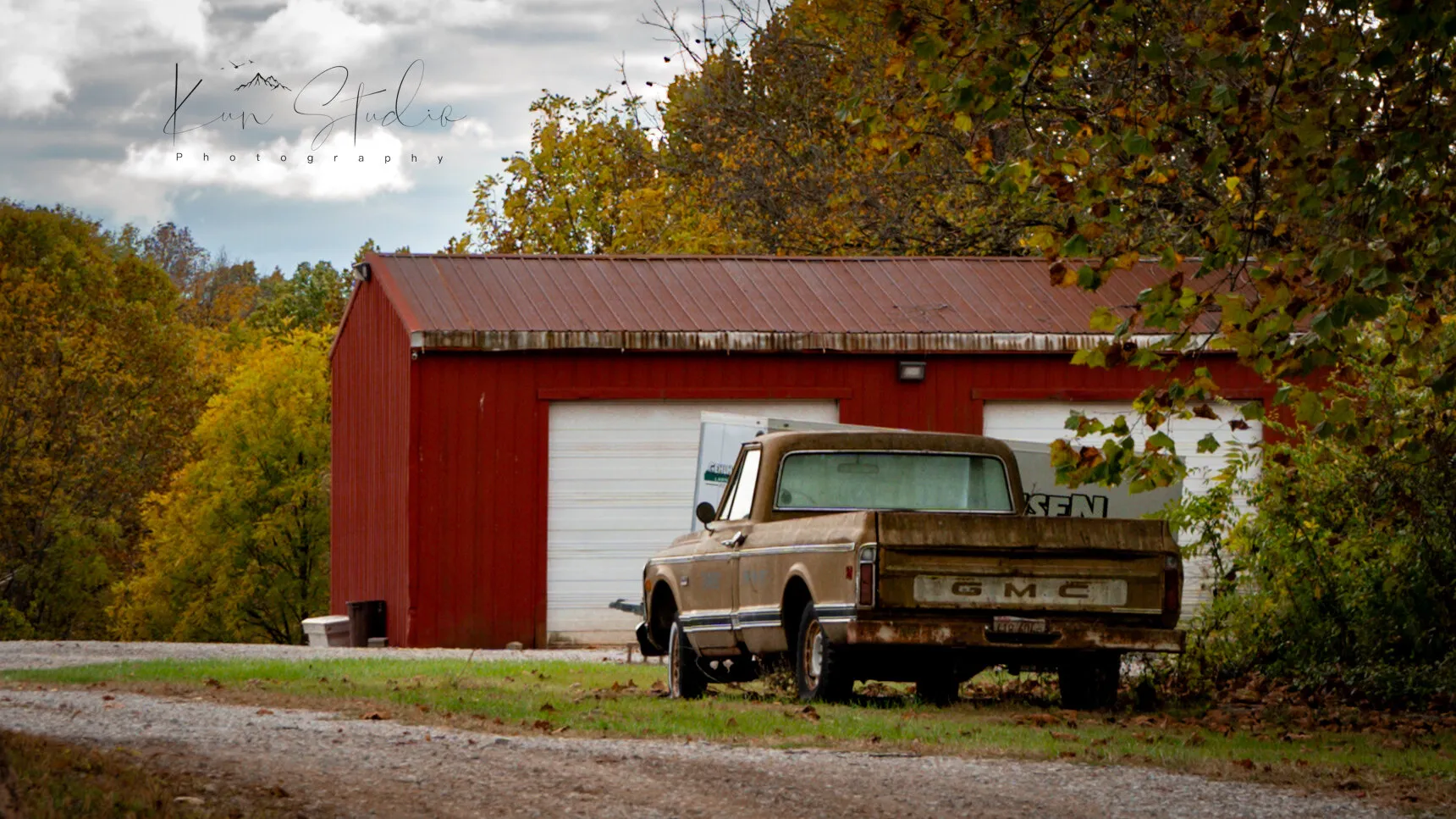 Pastoral Relic (abandoned GMC)