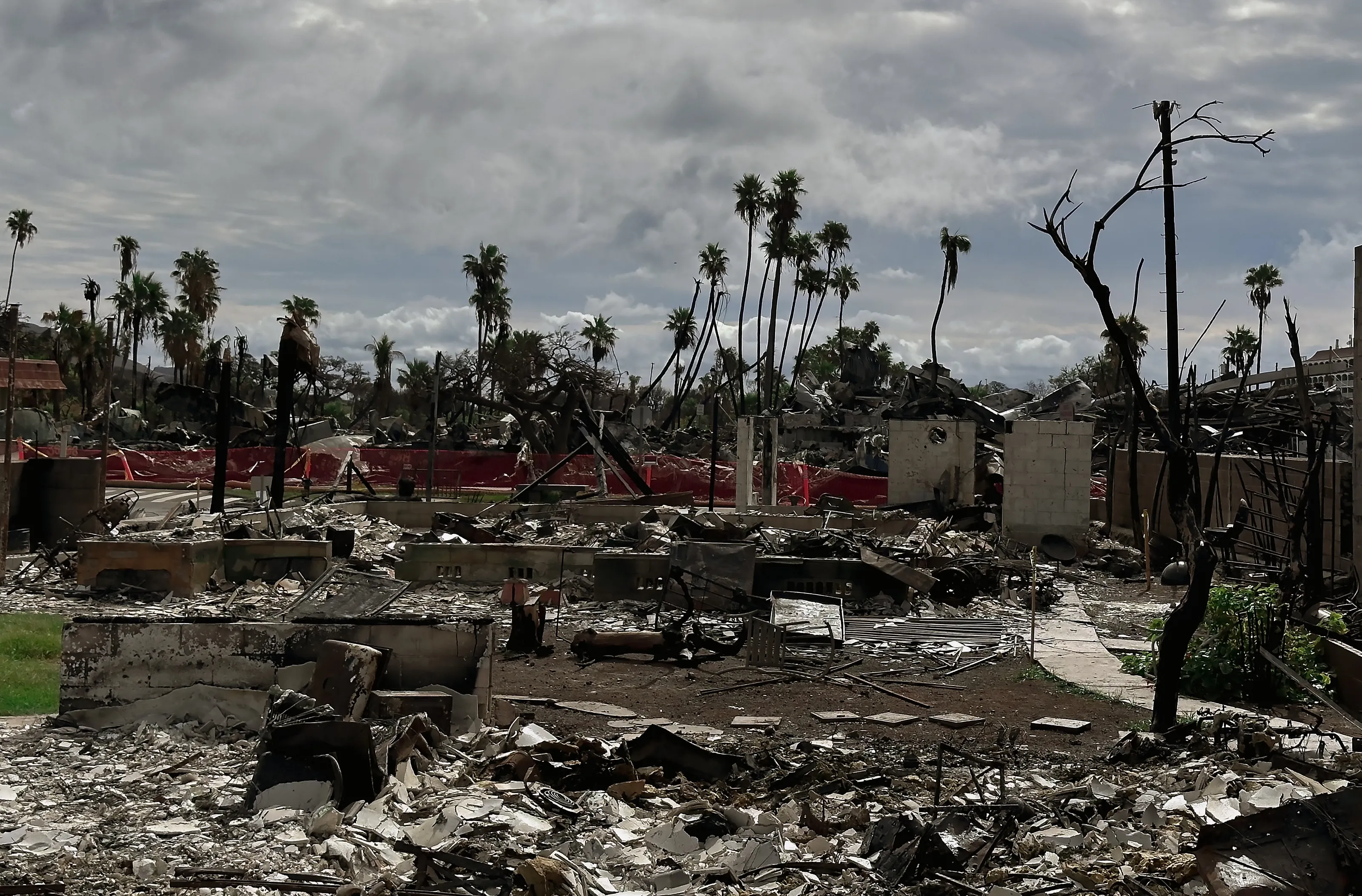 MY LAHAINA...FRONT STREET..PRAY FOR LAHAINA