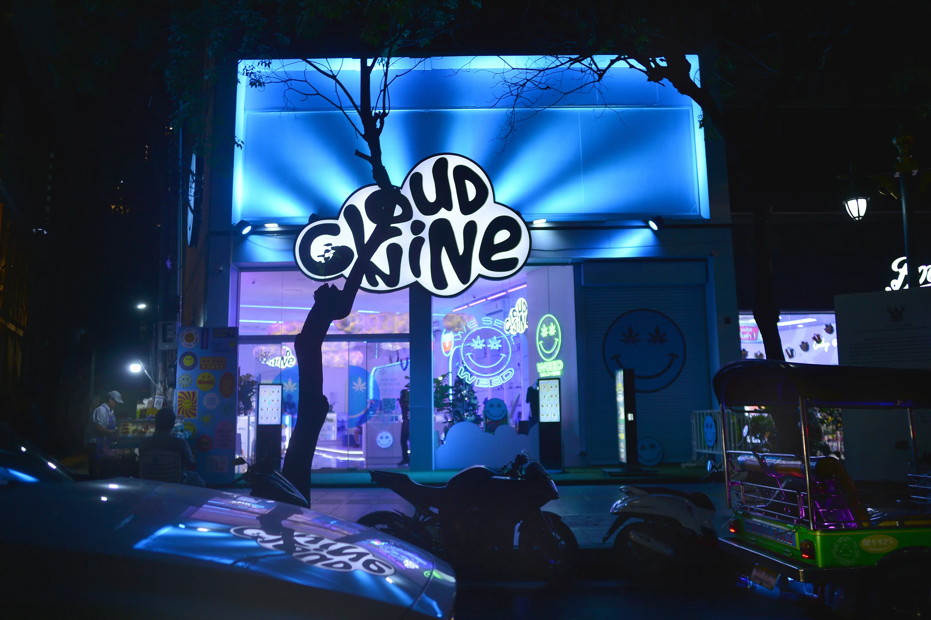 Cloud Nine Marijuana dispensary Bangkok.