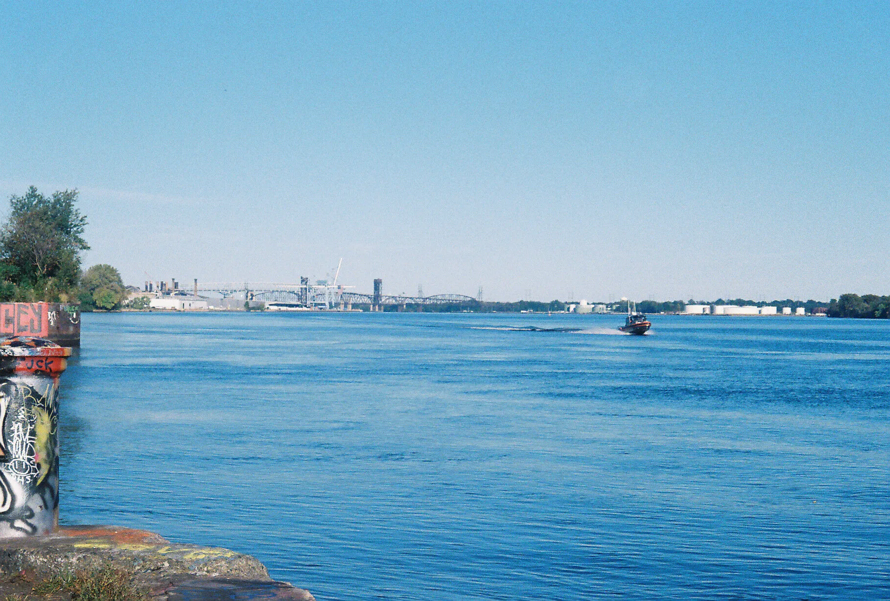 Grafitti Pier, River View