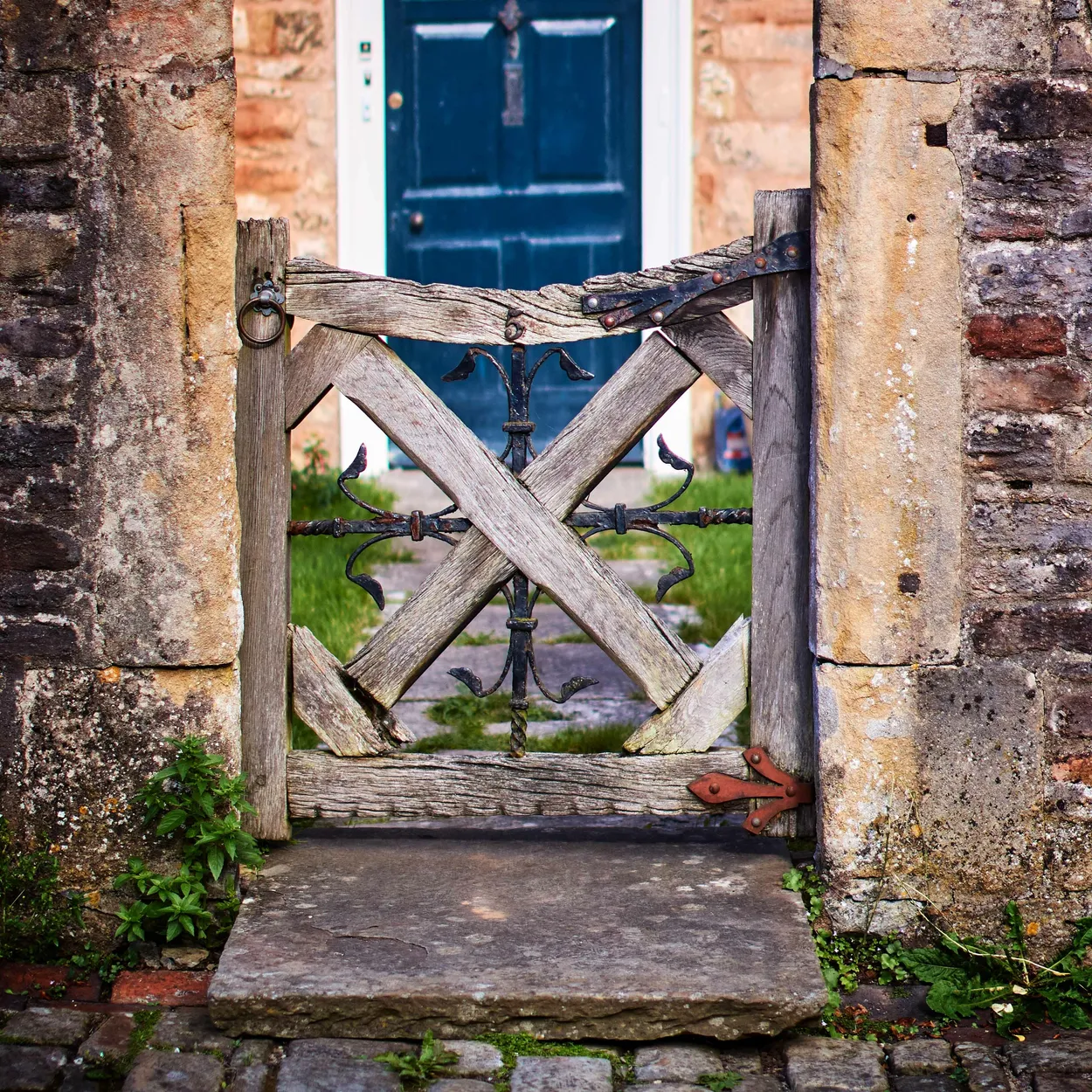 Entry 19561987