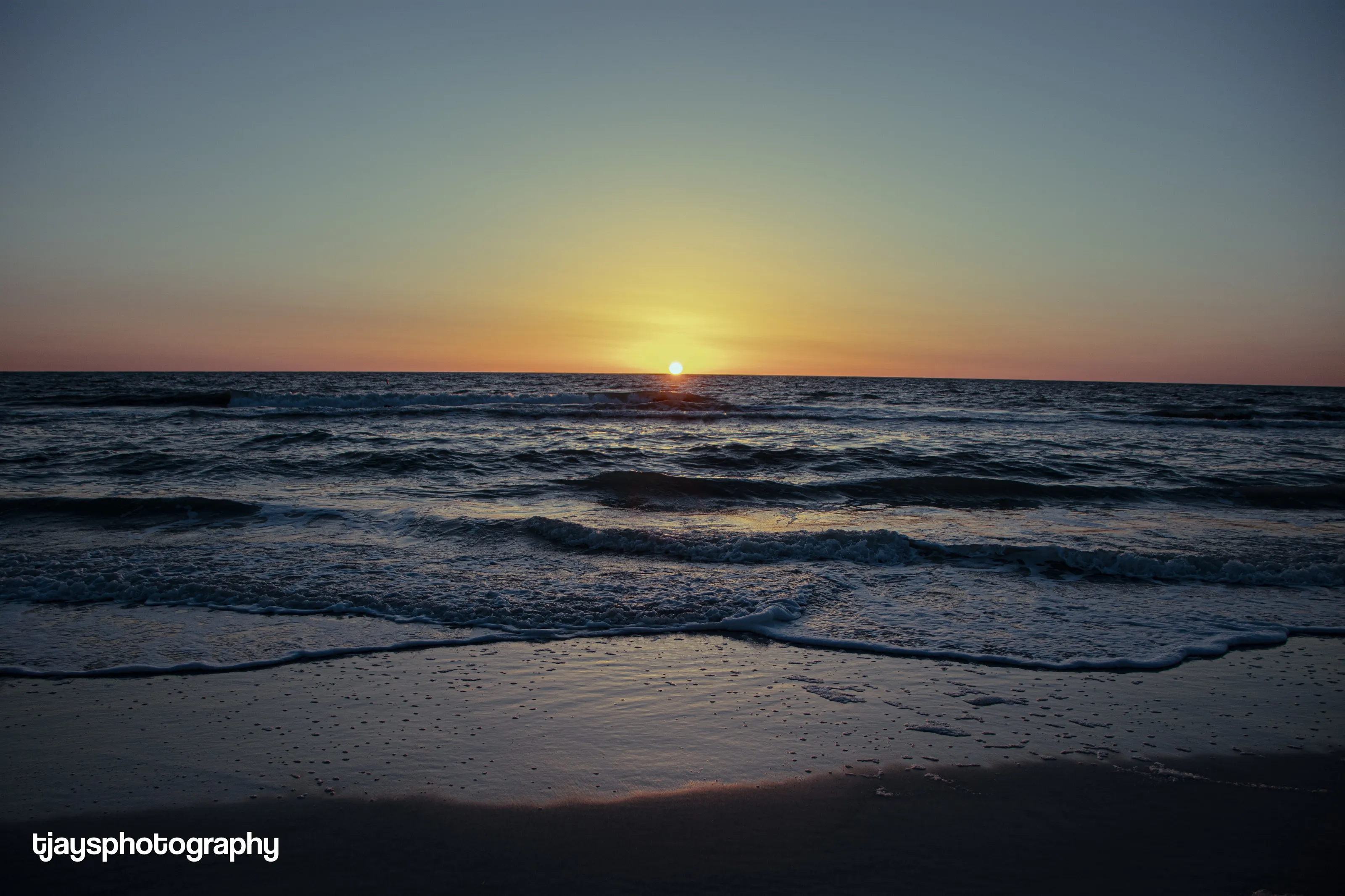 Calm Waves