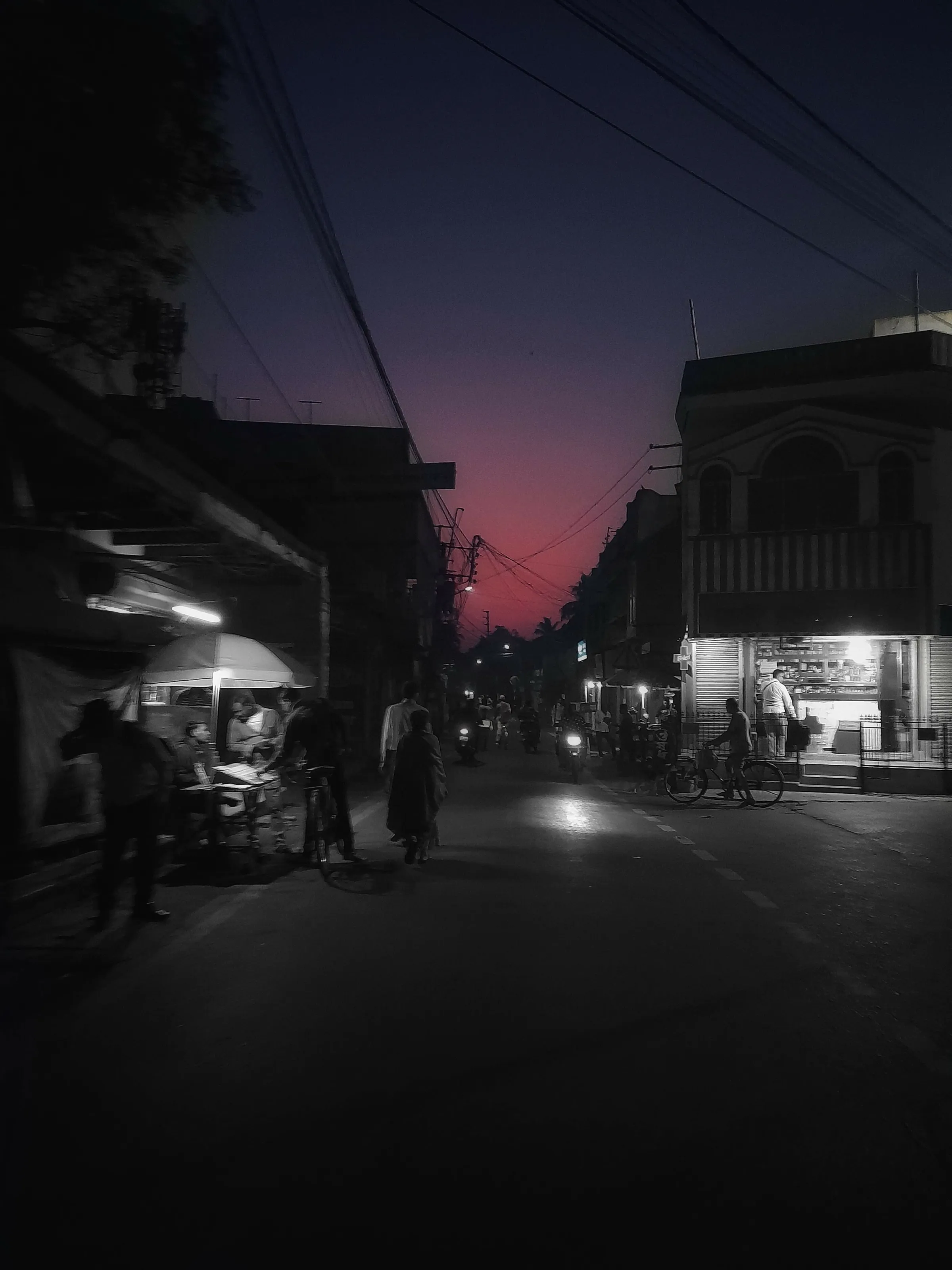 Dusk in suburban India in Winter