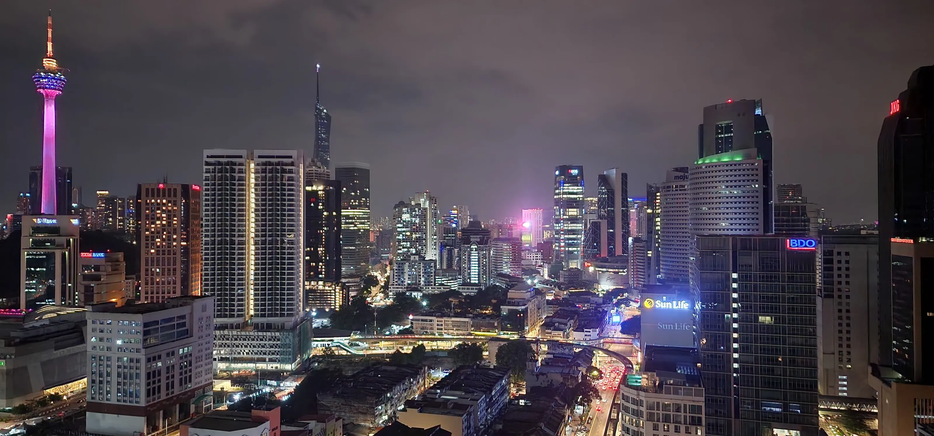 Urban serenity at dusk