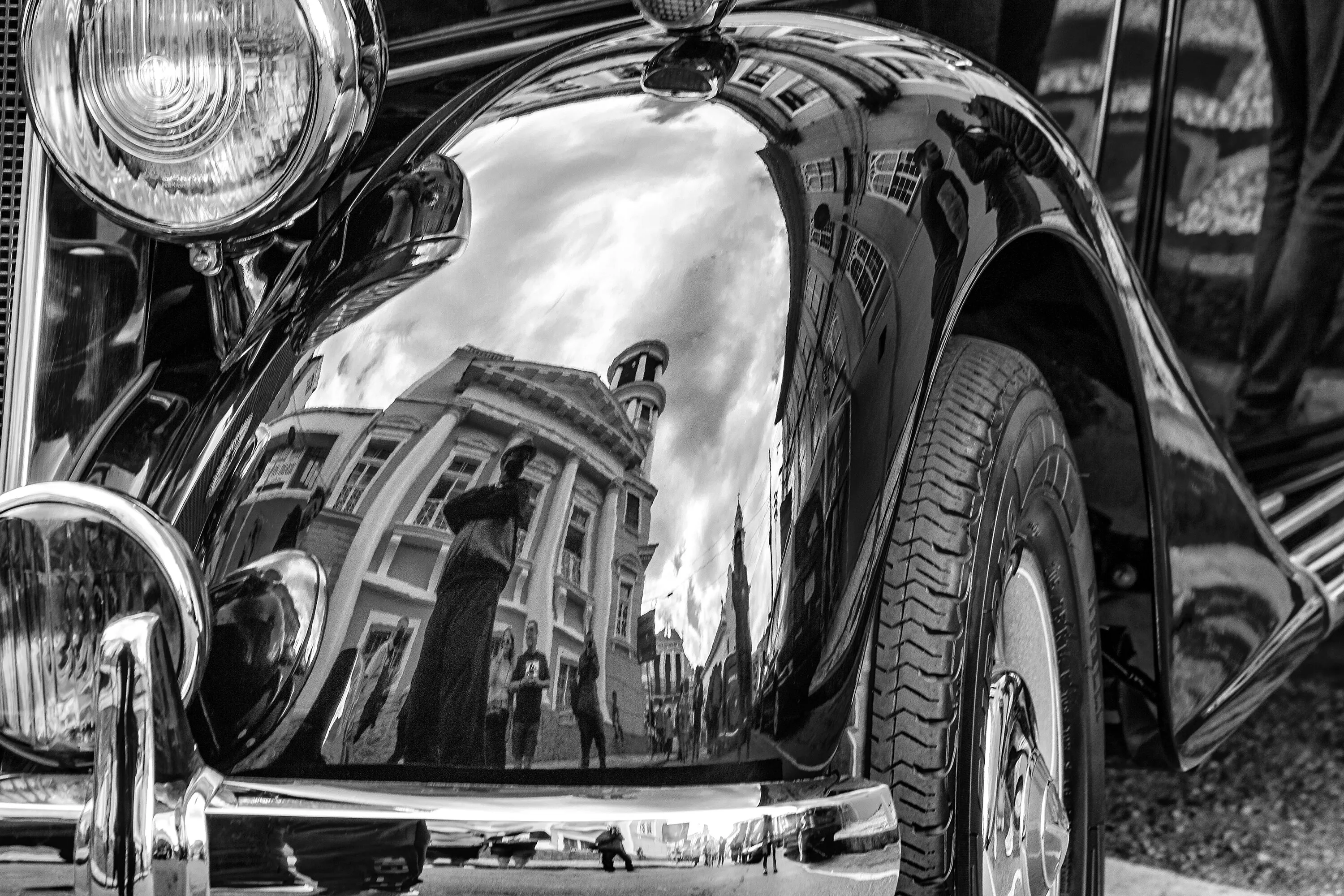 Human reflections in a machine
